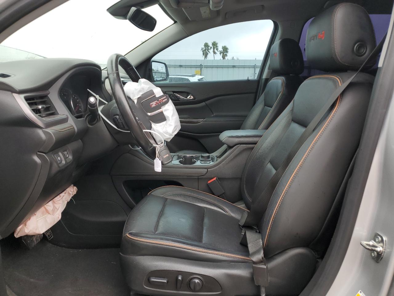 2020 GMC Acadia - Image 7