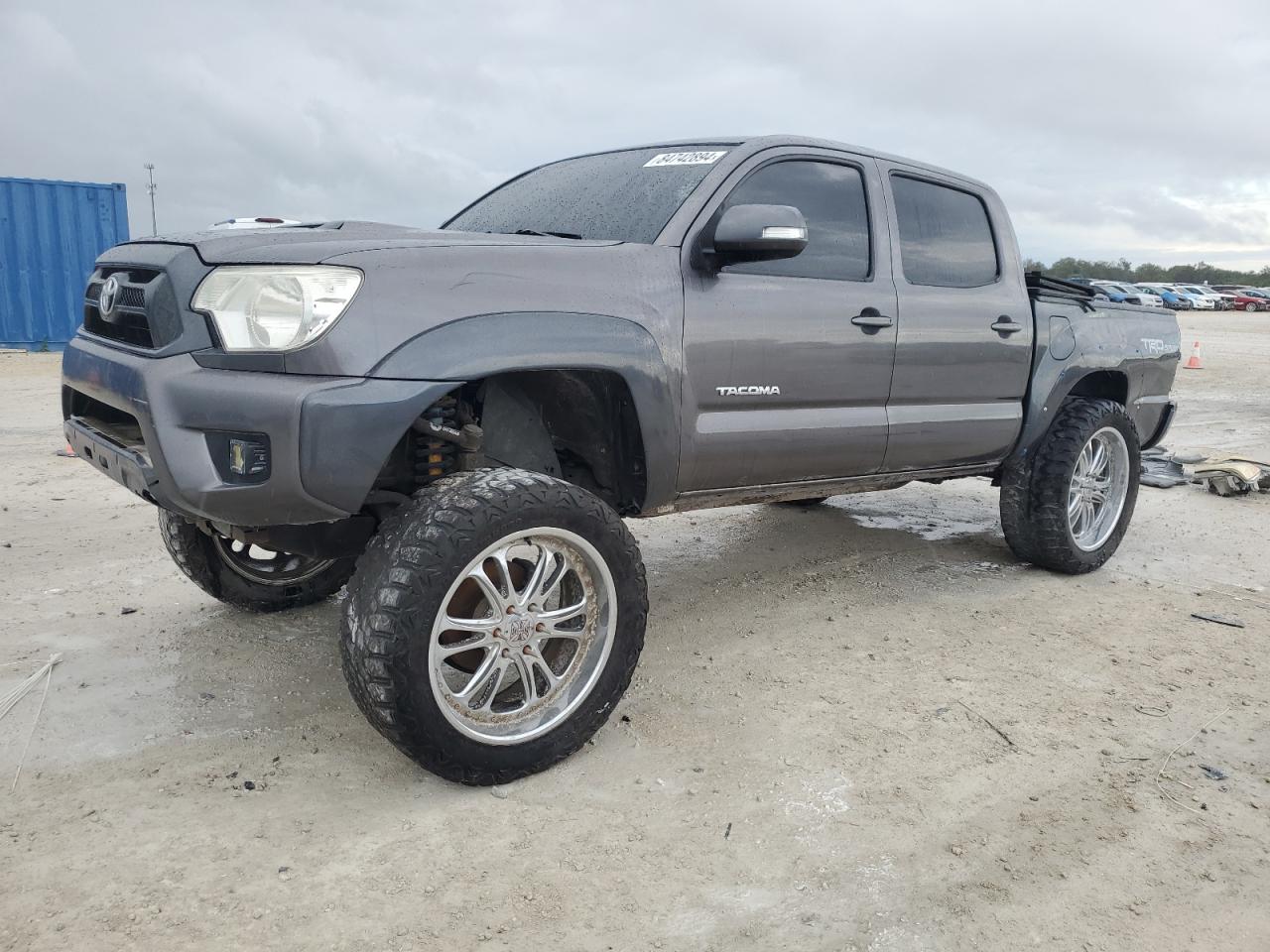 2015 TOYOTA TACOMA