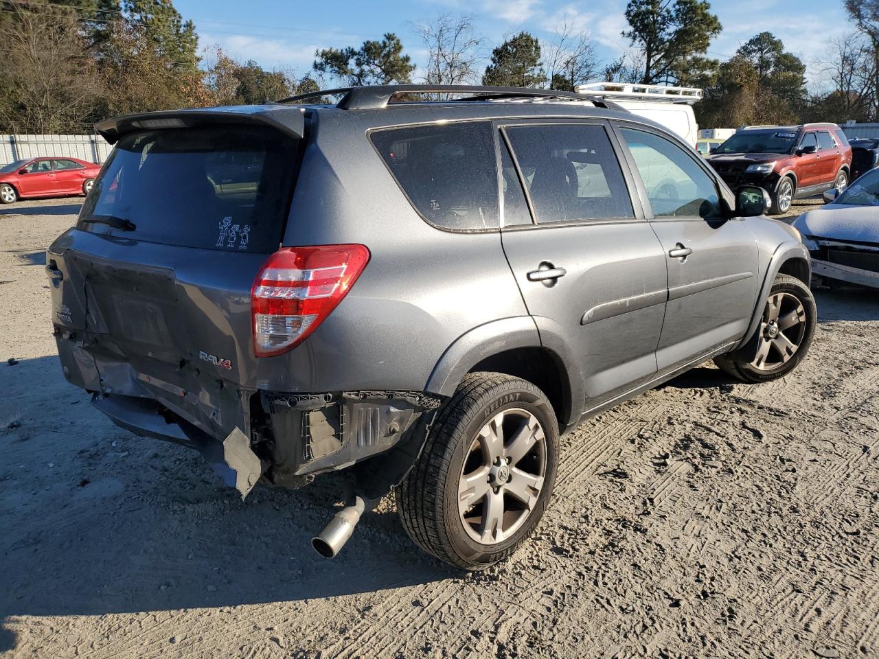 2010 Toyota RAV 4 - Image 3