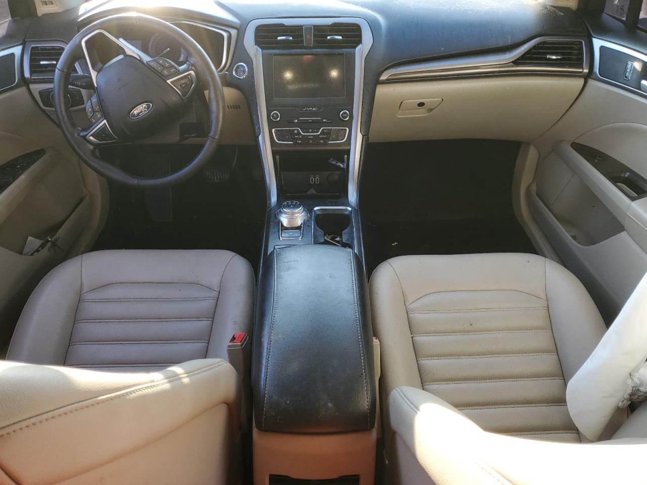 2020 Ford Fusion - Image 8