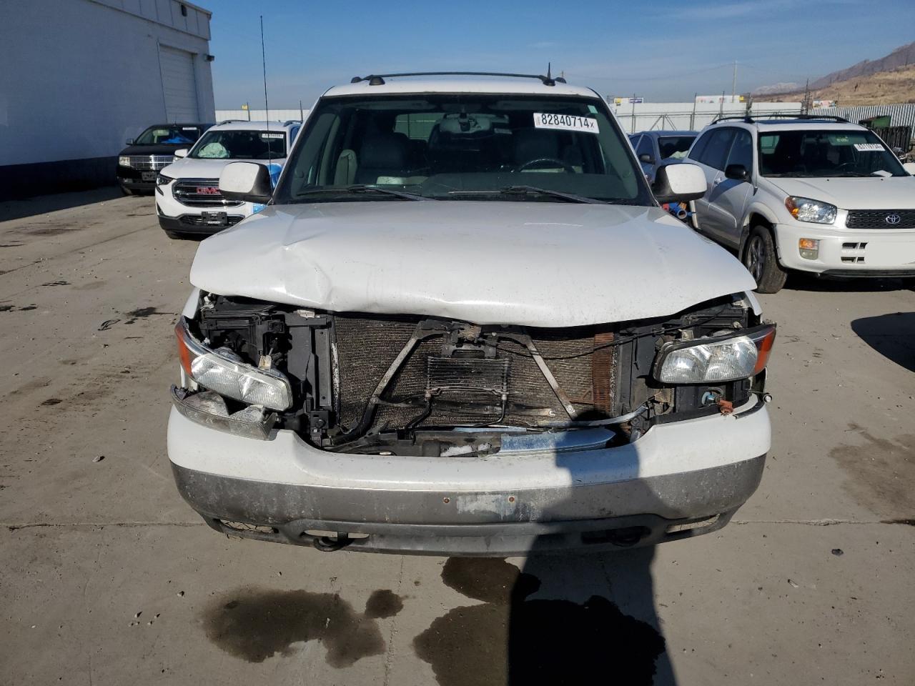 2004 GMC Yukon - Image 5