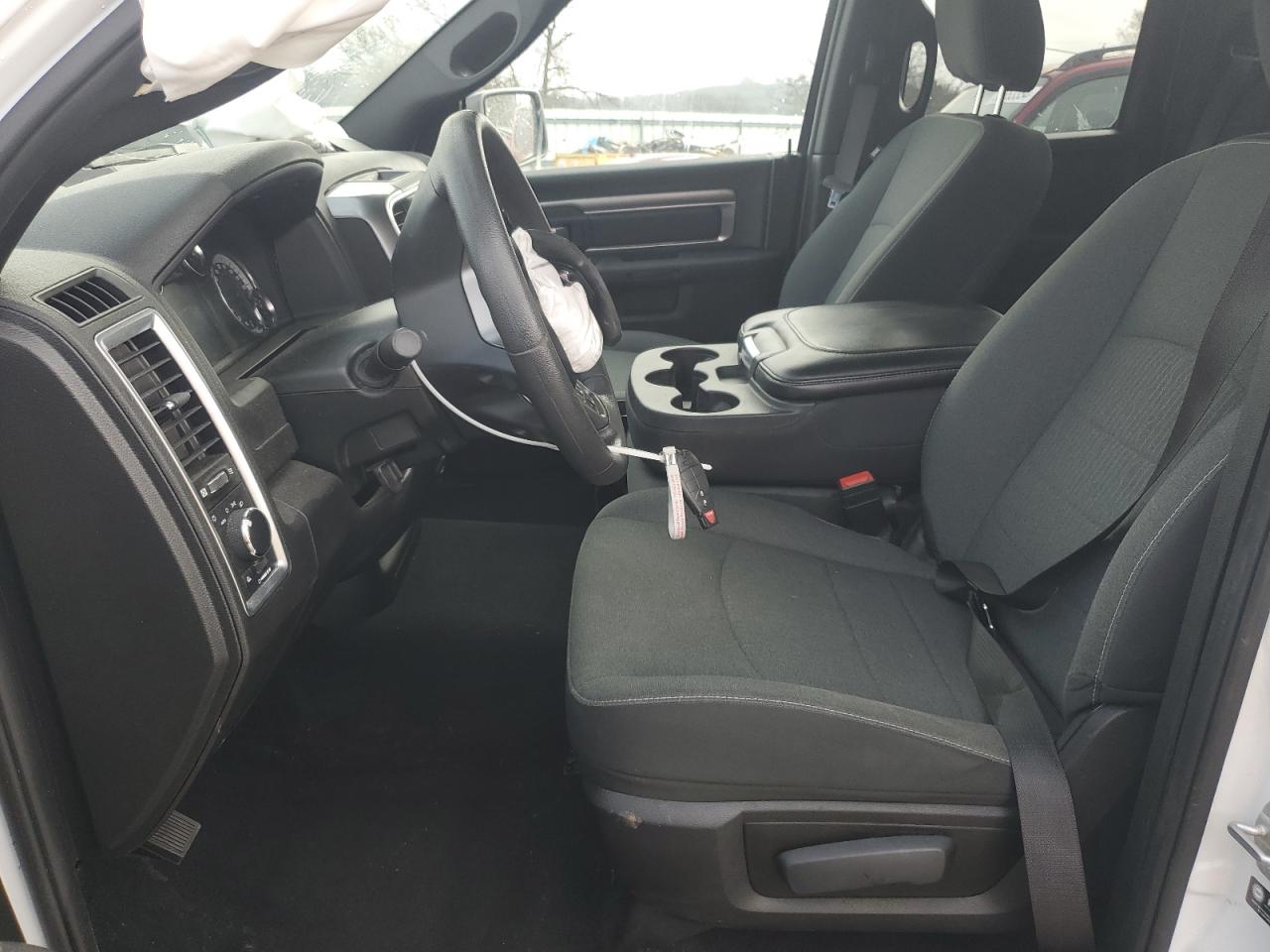 2021 RAM 1500 - Image 7
