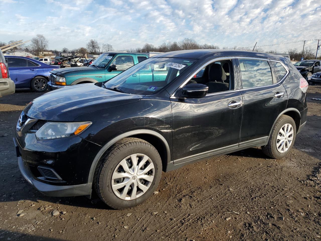 KNMAT2MV5FP538495 2015 NISSAN ROGUE - Image 1