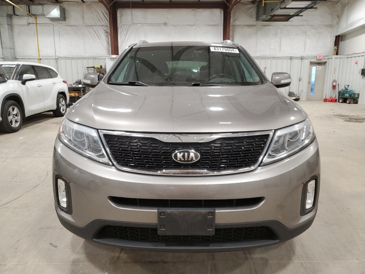 VIN 5XYKT3A62FG620615 2015 KIA SORENTO no.5