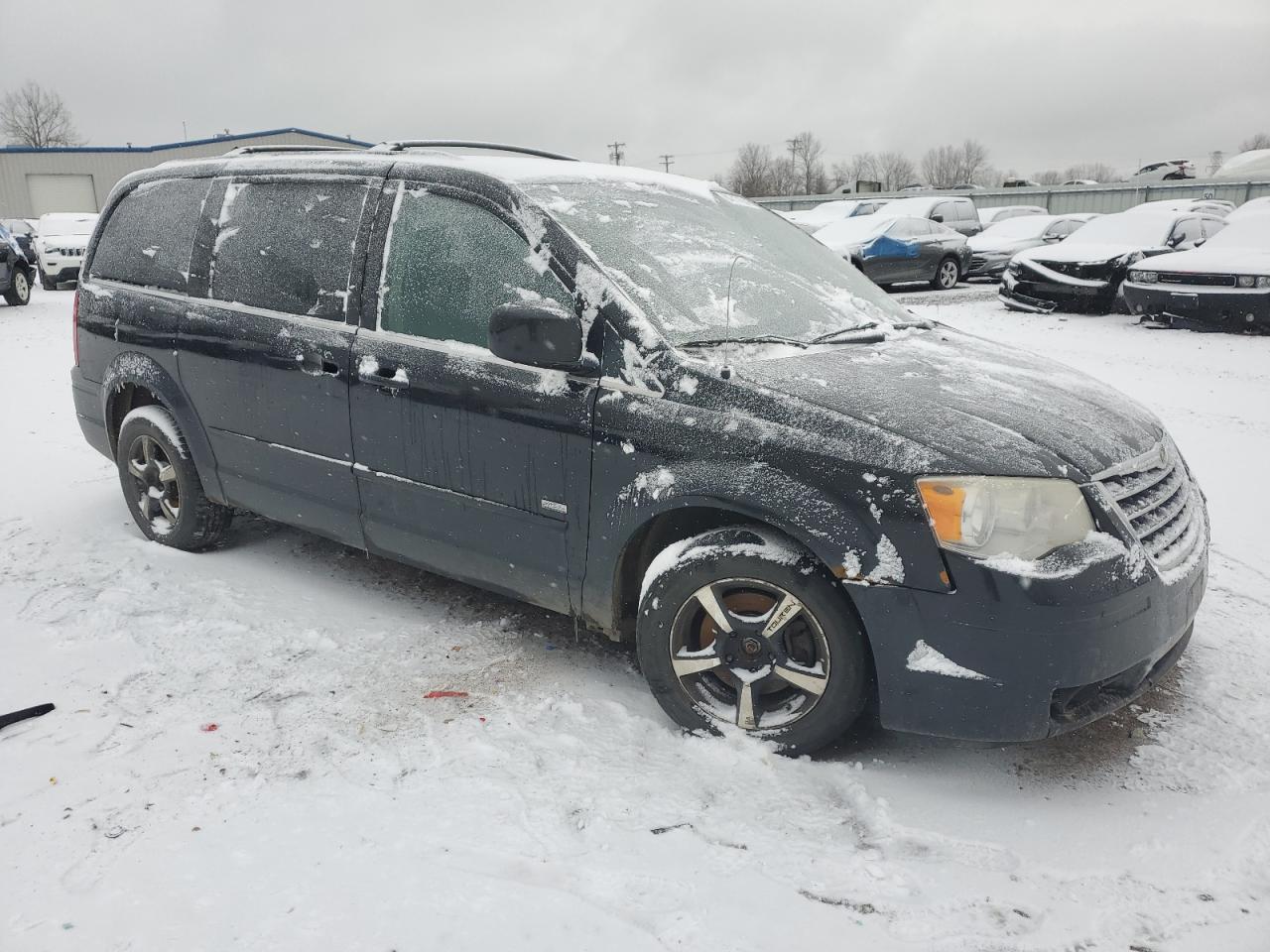 2008 Chrysler Town & Country - Image 4
