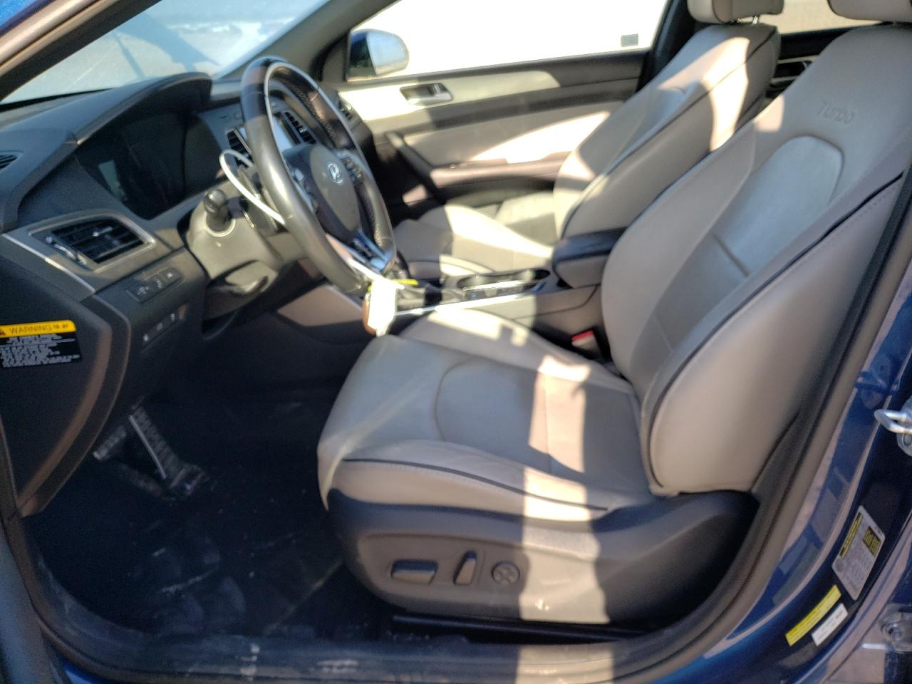 2015 Hyundai Sonata - Image 7