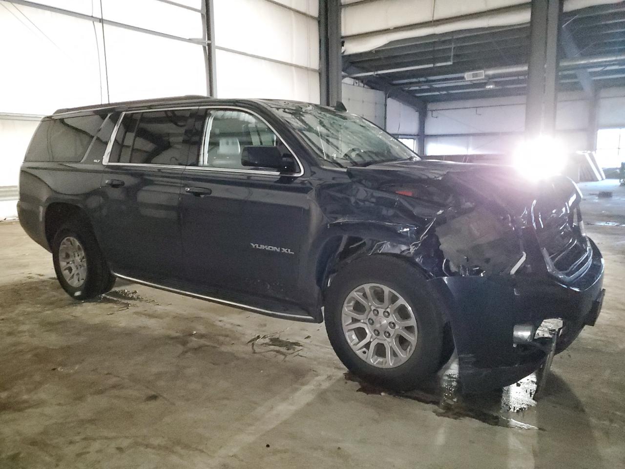 2018 GMC Yukon - Image 4