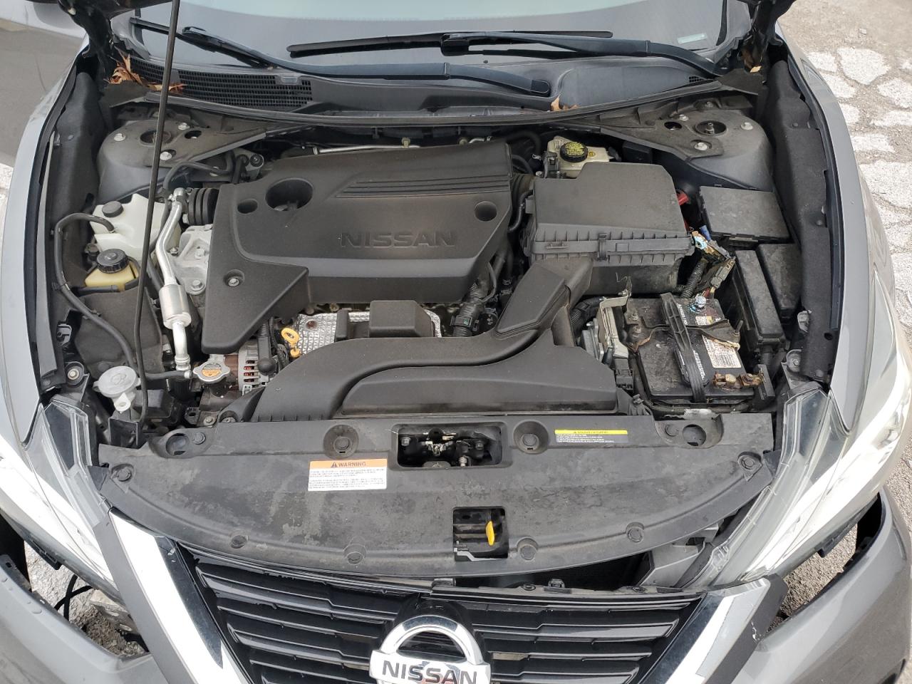 2017 Nissan Altima - Image 11