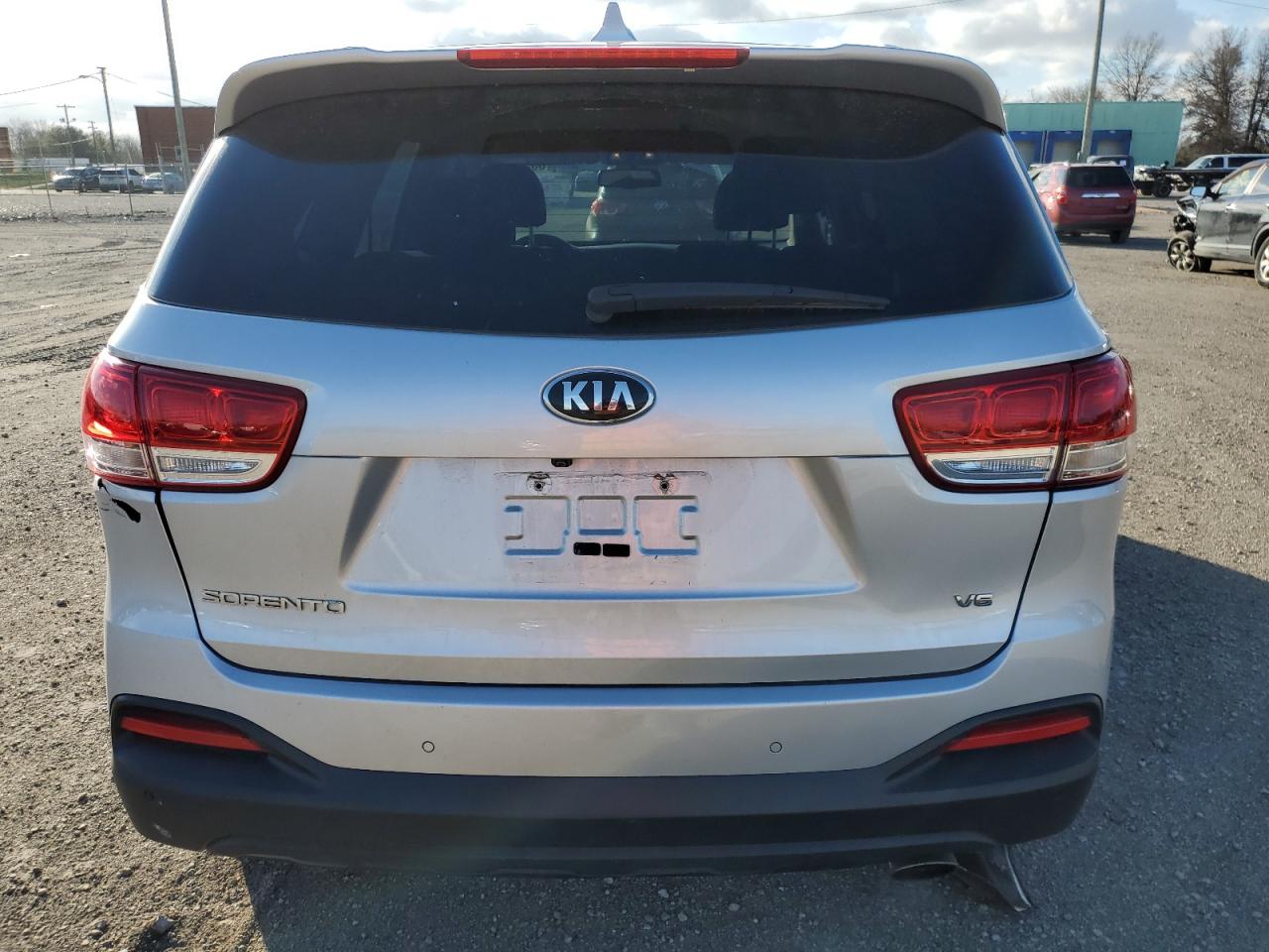 2018 Kia Sorento Lx VIN: 5XYPGDA58JG422637 Lot: 83348094