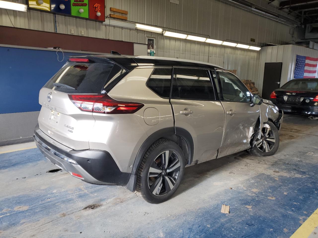 2021 Nissan Rogue - Image 3