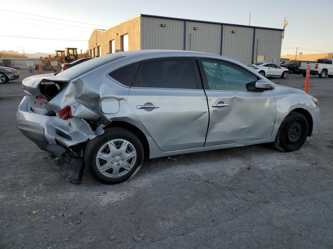 2017 Nissan Sentra - Image 3
