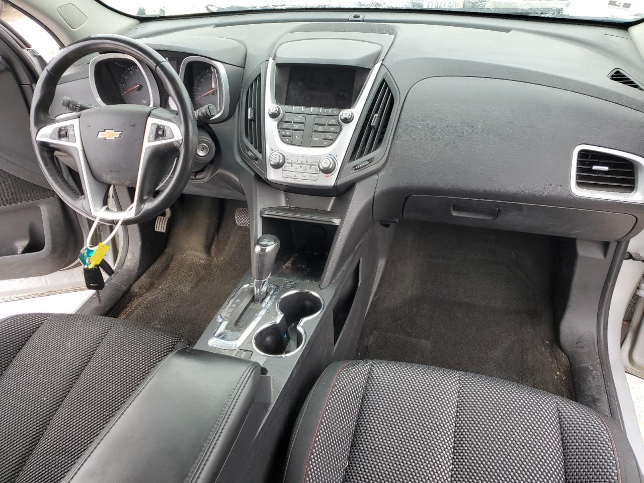 2017 Chevrolet Equinox - Image 8