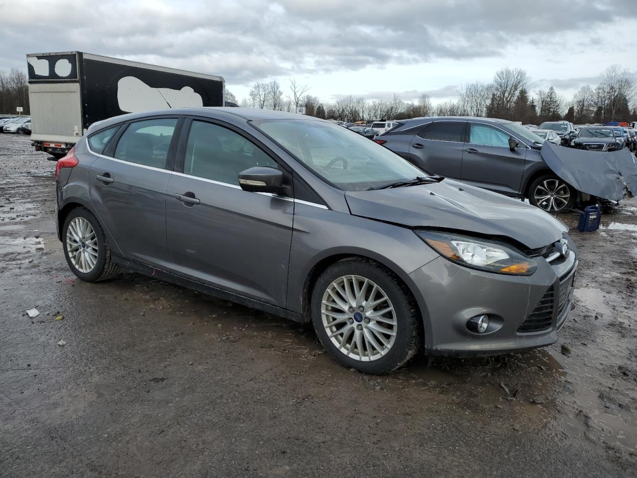 VIN 1FADP3N2XEL338428 2014 FORD FOCUS no.4