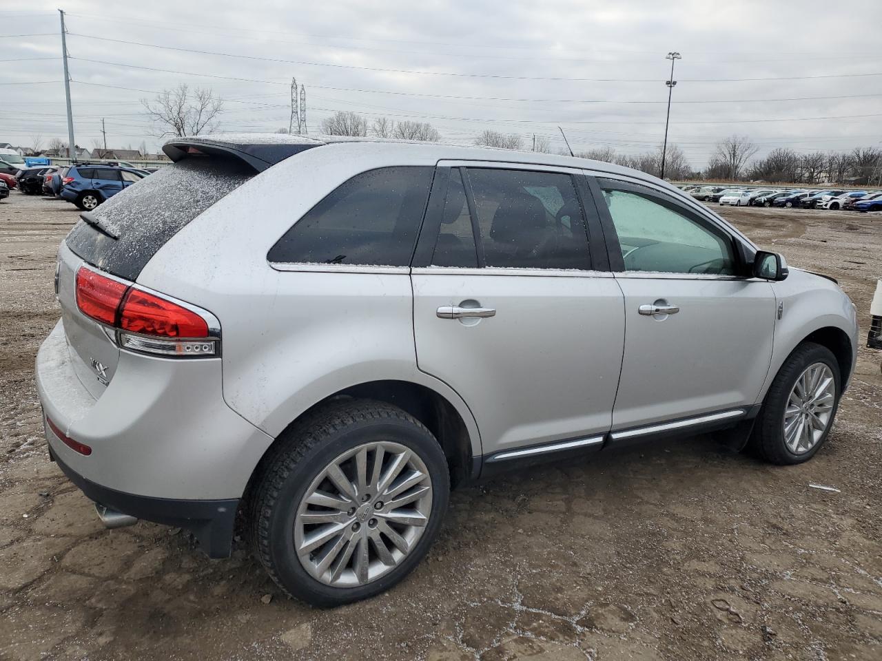 VIN 2LMDJ8JK5FBL30382 2015 LINCOLN MKX no.3