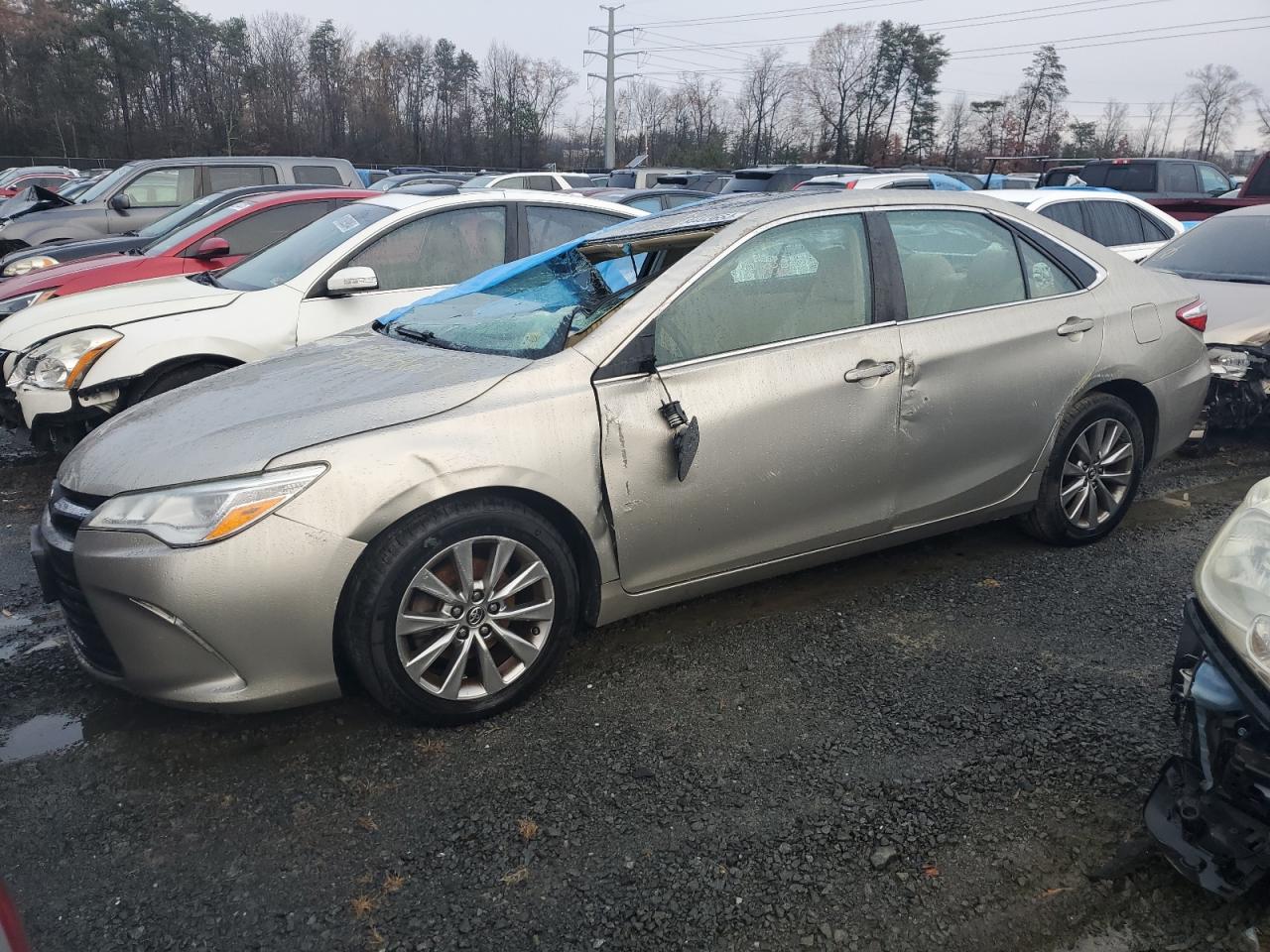 VIN 4T1BK1FK5FU564399 2015 TOYOTA CAMRY no.1