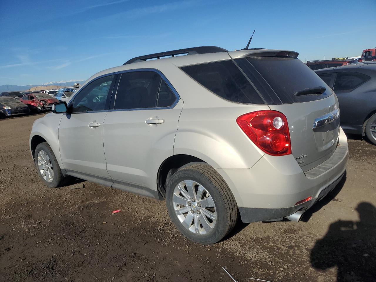 2010 Chevrolet Equinox - Image 2