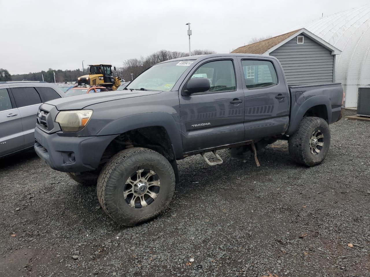 2013 TOYOTA TACOMA