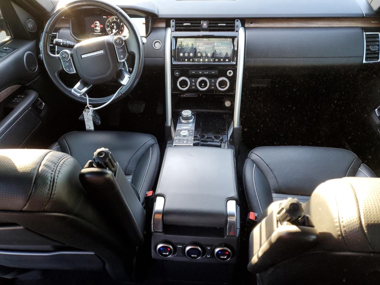2018 Land Rover Discovery - Image 8