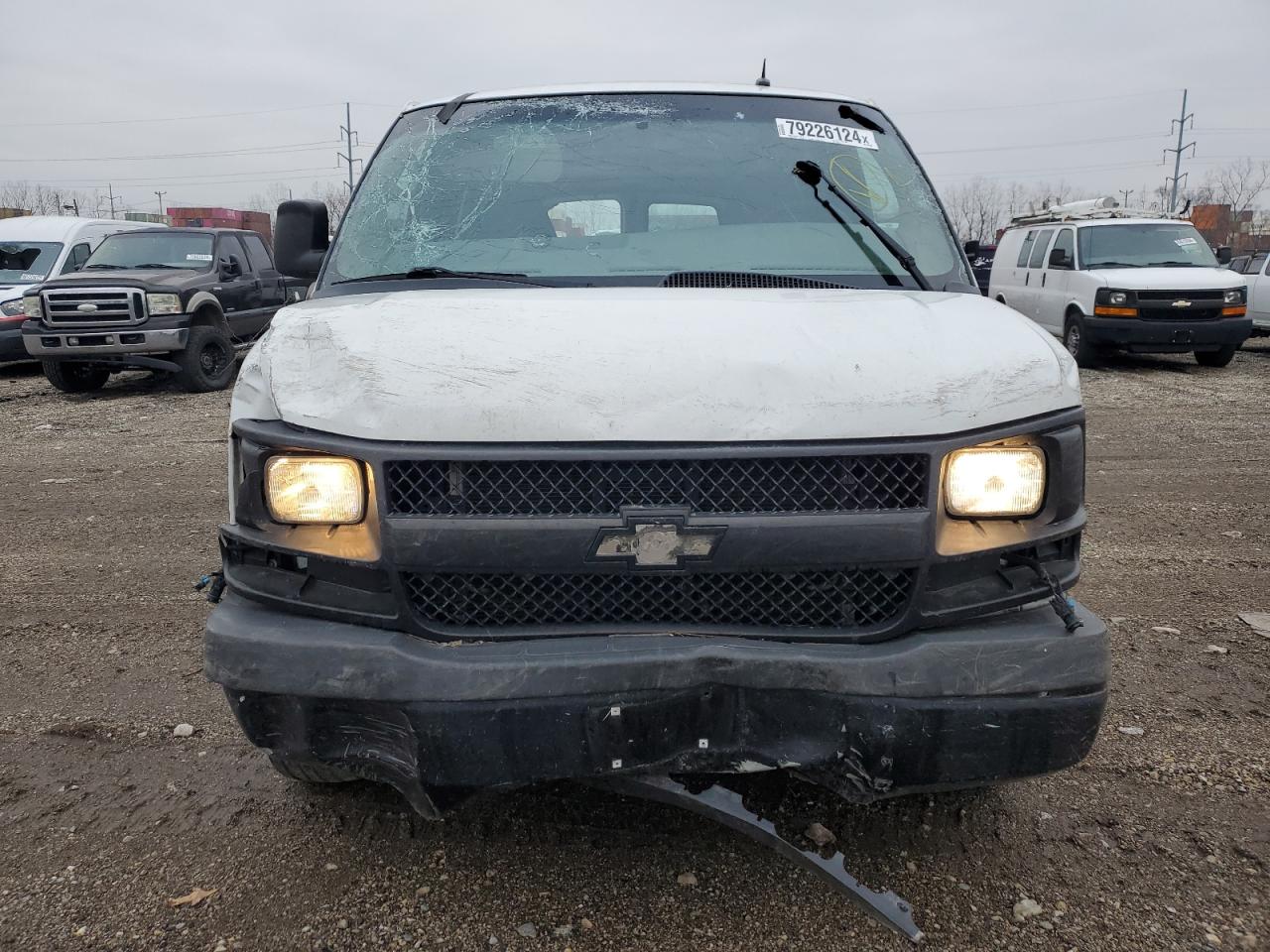 VIN 1GCWGFFA7E1167241 2014 CHEVROLET EXPRESS no.5