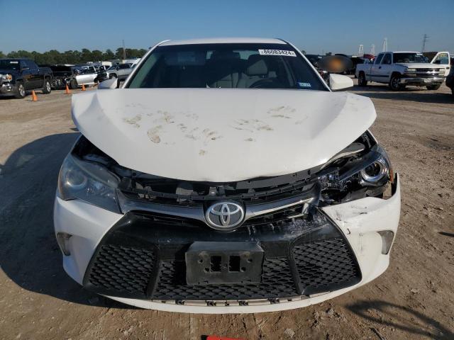  TOYOTA CAMRY 2016 Biały