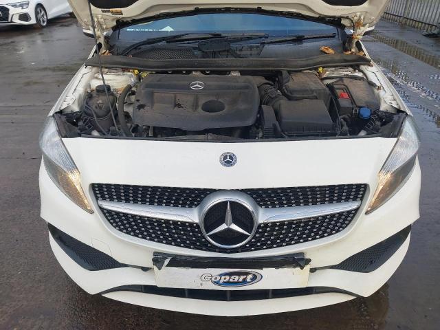2017 MERCEDES BENZ A 180 D AM