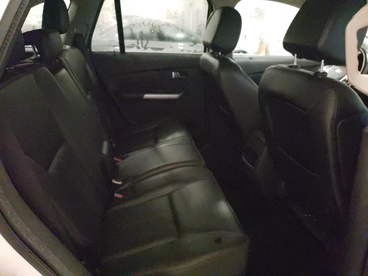 2012 Ford Edge - Image 11