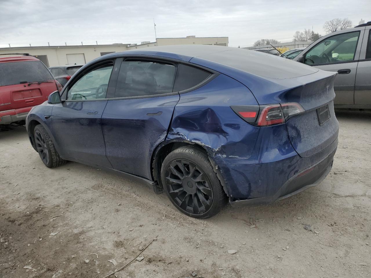 2023 Tesla Model Y VIN: 7SAYGDEE2PA152951 Lot: 84819304