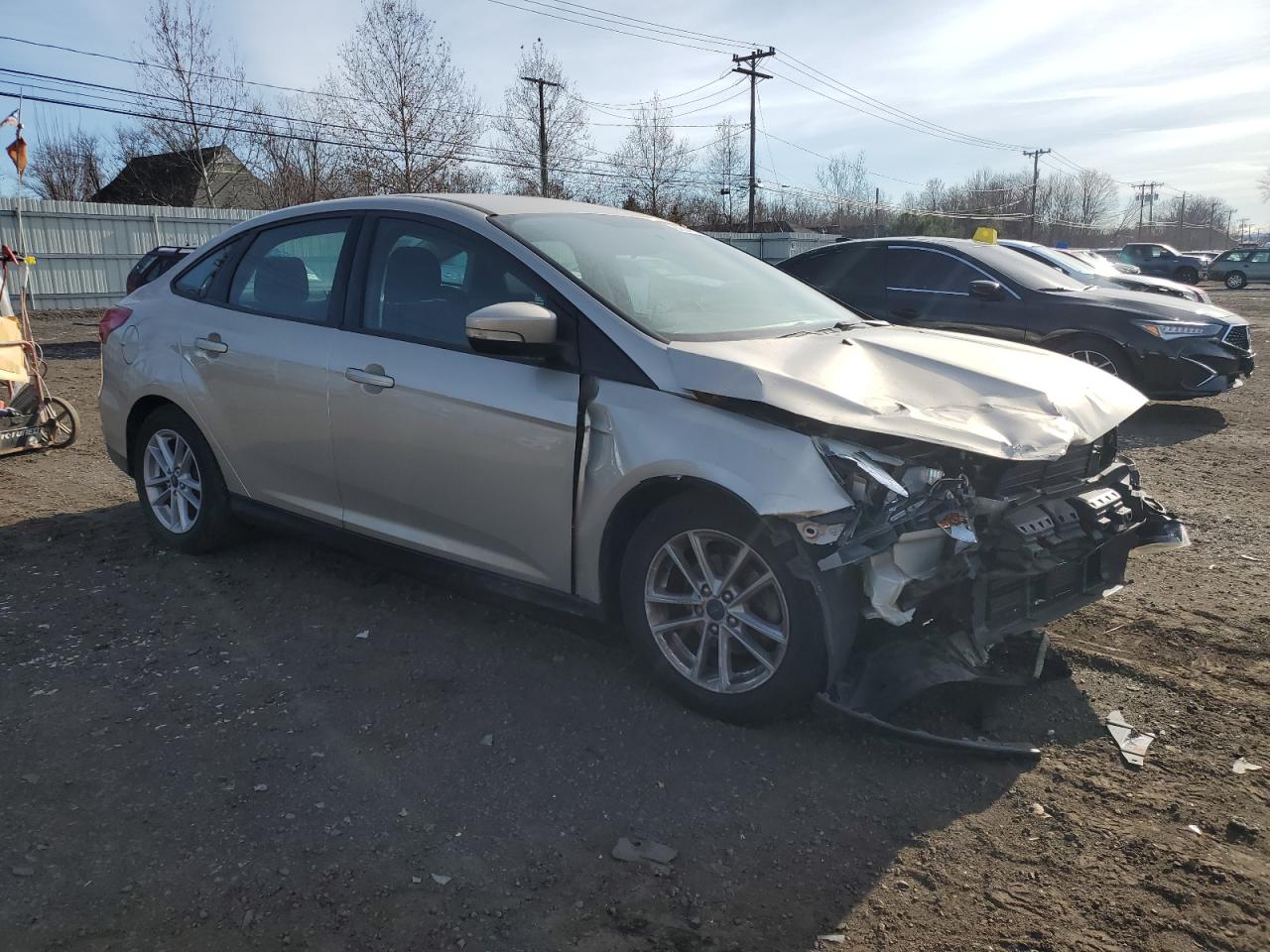 VIN 1FADP3F24HL250641 2017 FORD FOCUS no.4