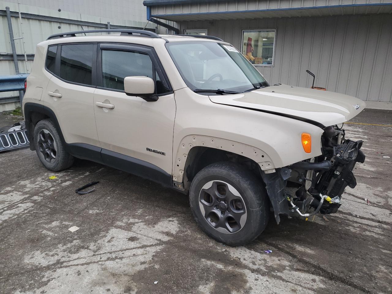 VIN ZACCJBBH4FPC09415 2015 JEEP RENEGADE no.4