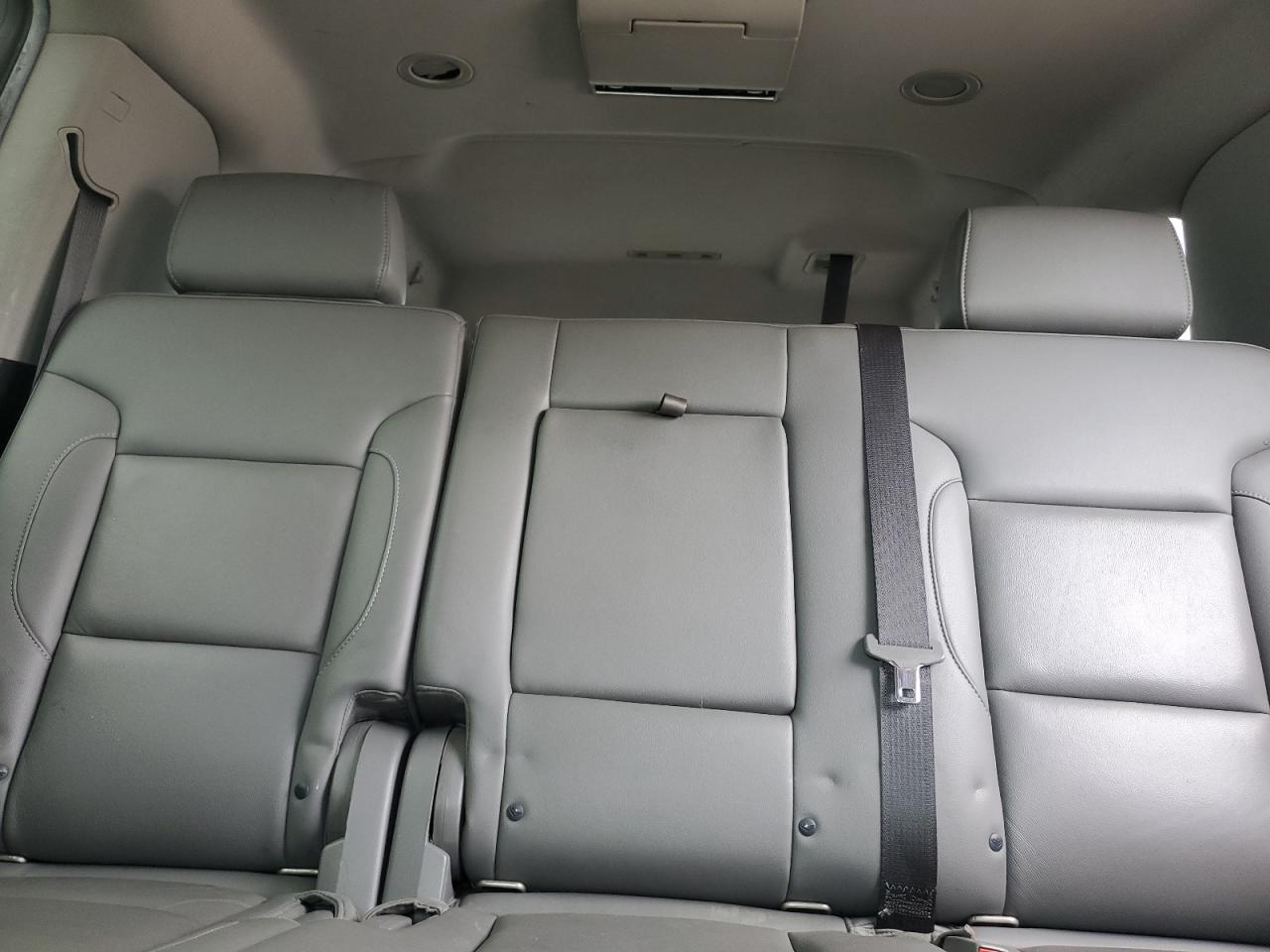 2018 Chevrolet Suburban K1500 Lt VIN: 1GNSKHKC2JR338352 Lot: 84706744
