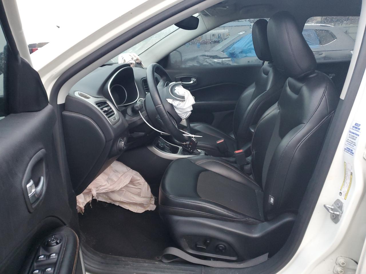 2018 Jeep Compass - Image 7