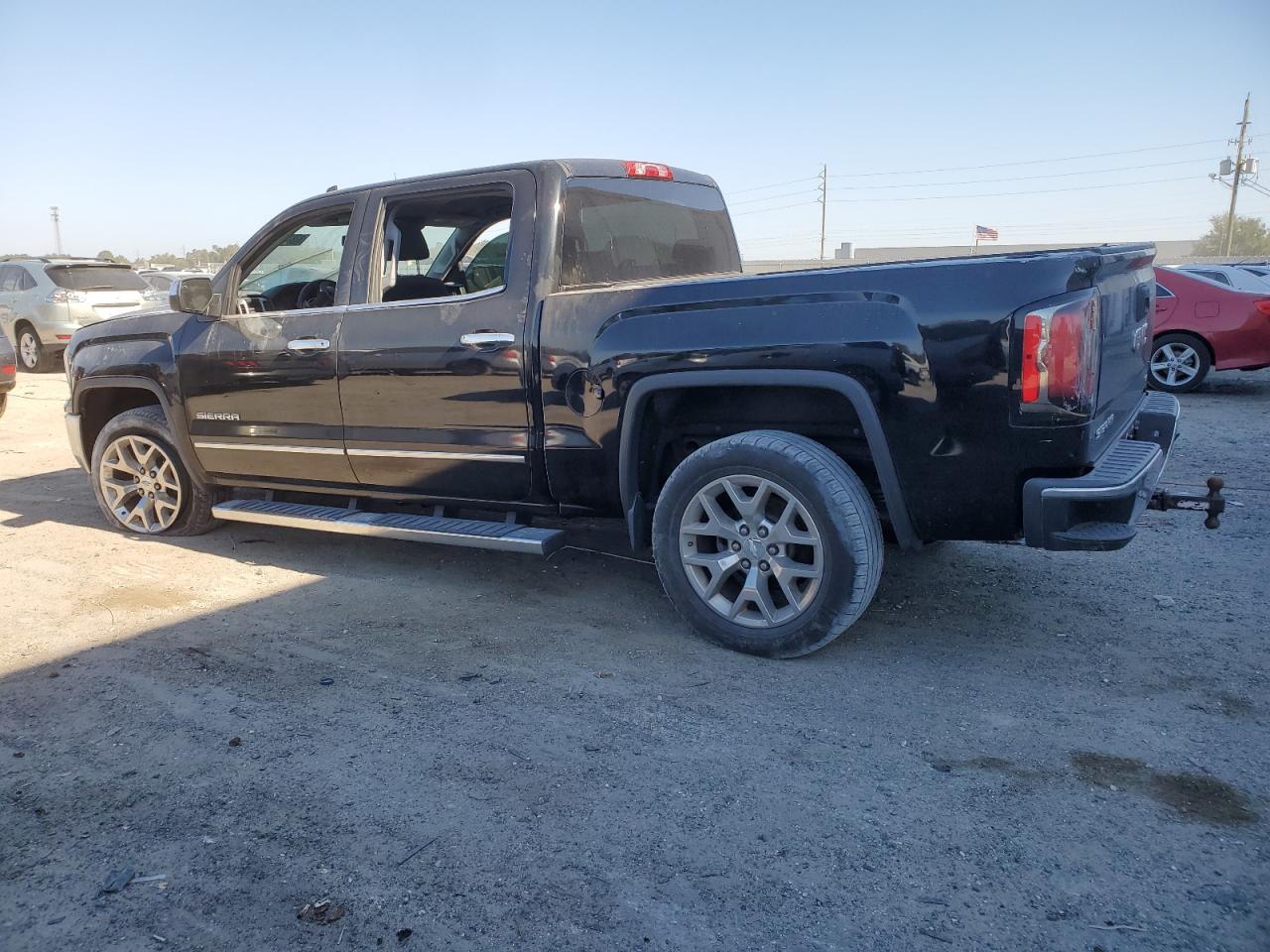 2016 GMC Sierra - Image 2