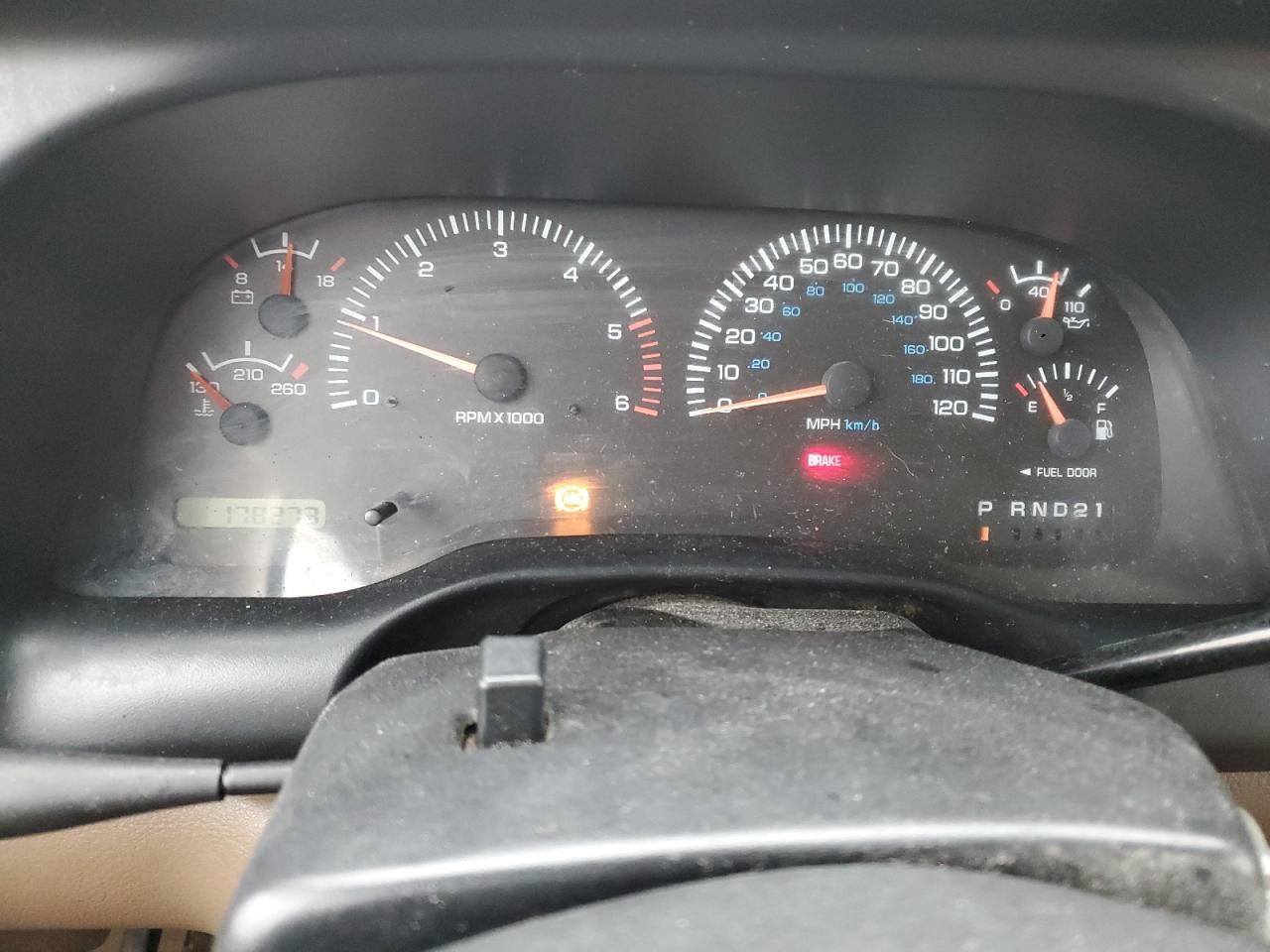 1998 Dodge RAM - Image 9