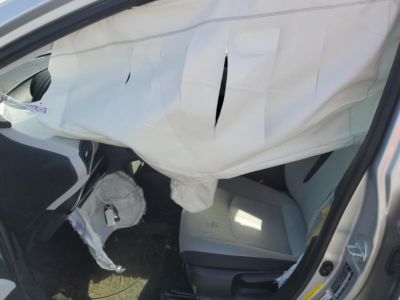 2016 Toyota Prius - Image 7