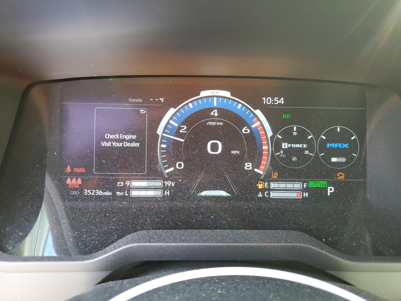 2023 Toyota Tundra - Image 9