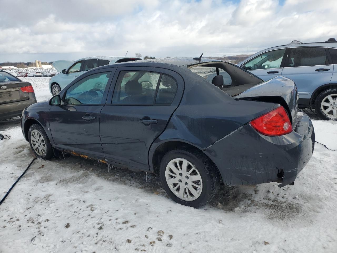 2009 Chevrolet Cobalt - Image 2
