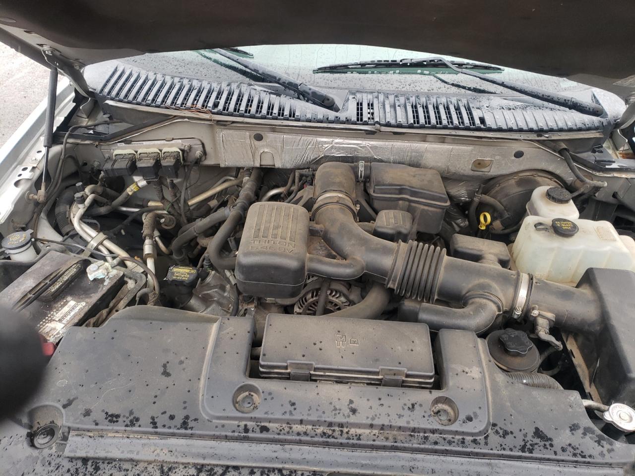 2011 Ford Expedition - Image 12