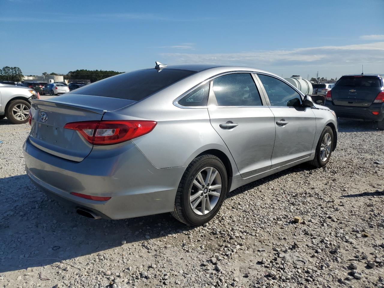 VIN 5NPE24AFXFH151482 2015 HYUNDAI SONATA no.3