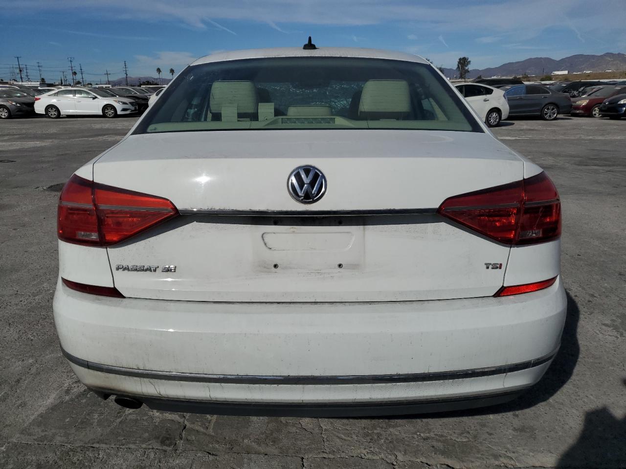 VIN 1VWBT7A38GC057683 2016 VOLKSWAGEN PASSAT no.6