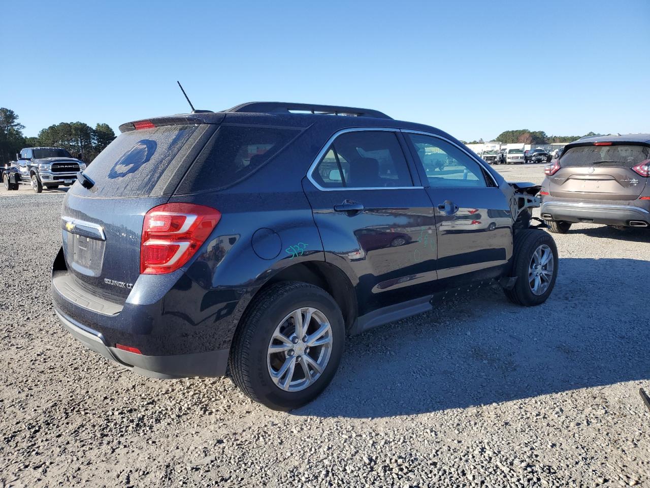 2016 Chevrolet Equinox - Image 3