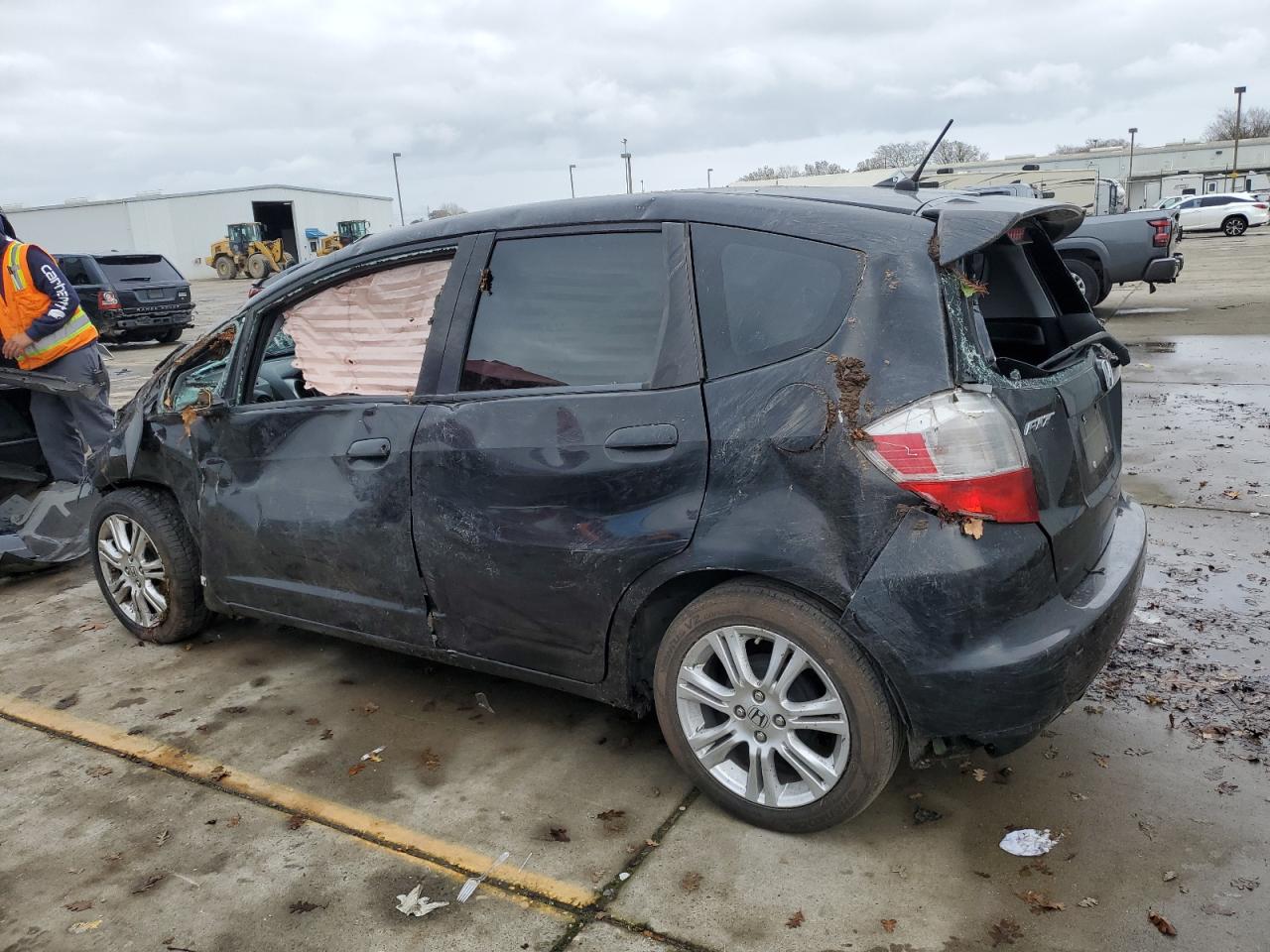 2010 Honda Fit - Image 2