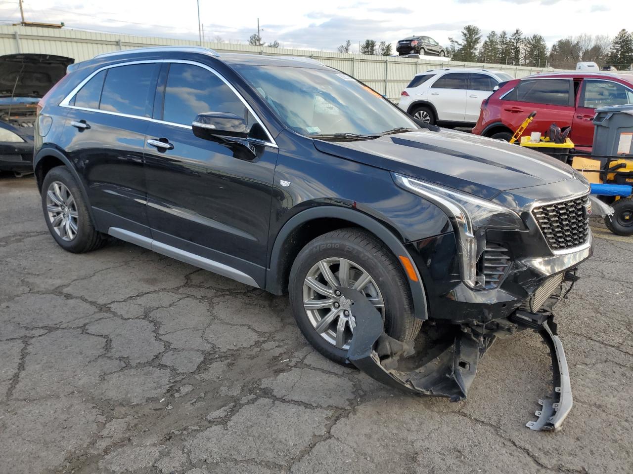 2021 Cadillac XT4 - Image 4