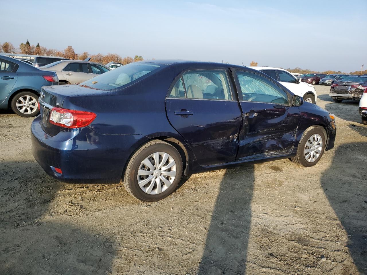 VIN 2T1BU4EE2DC995109 2013 TOYOTA COROLLA no.3