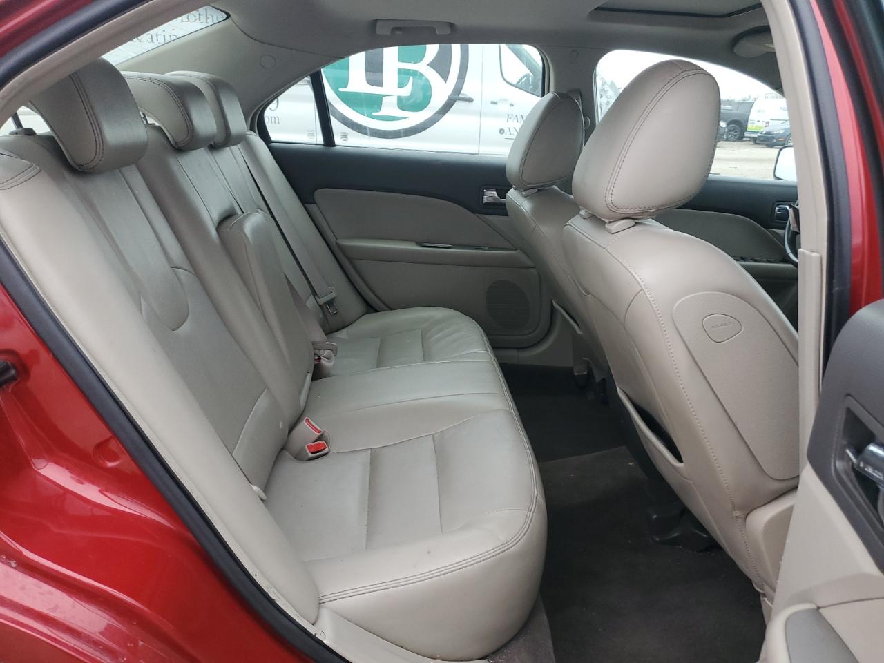 2010 Ford Fusion - Image 10