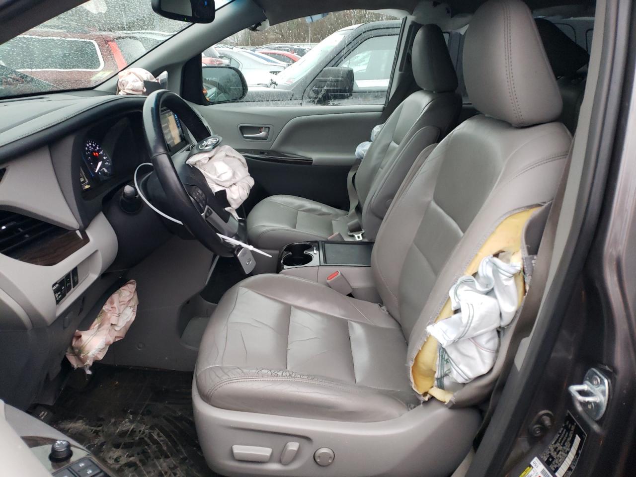 2016 Toyota Sienna Xle VIN: 5TDDK3DC3GS141850 Lot: 81605224