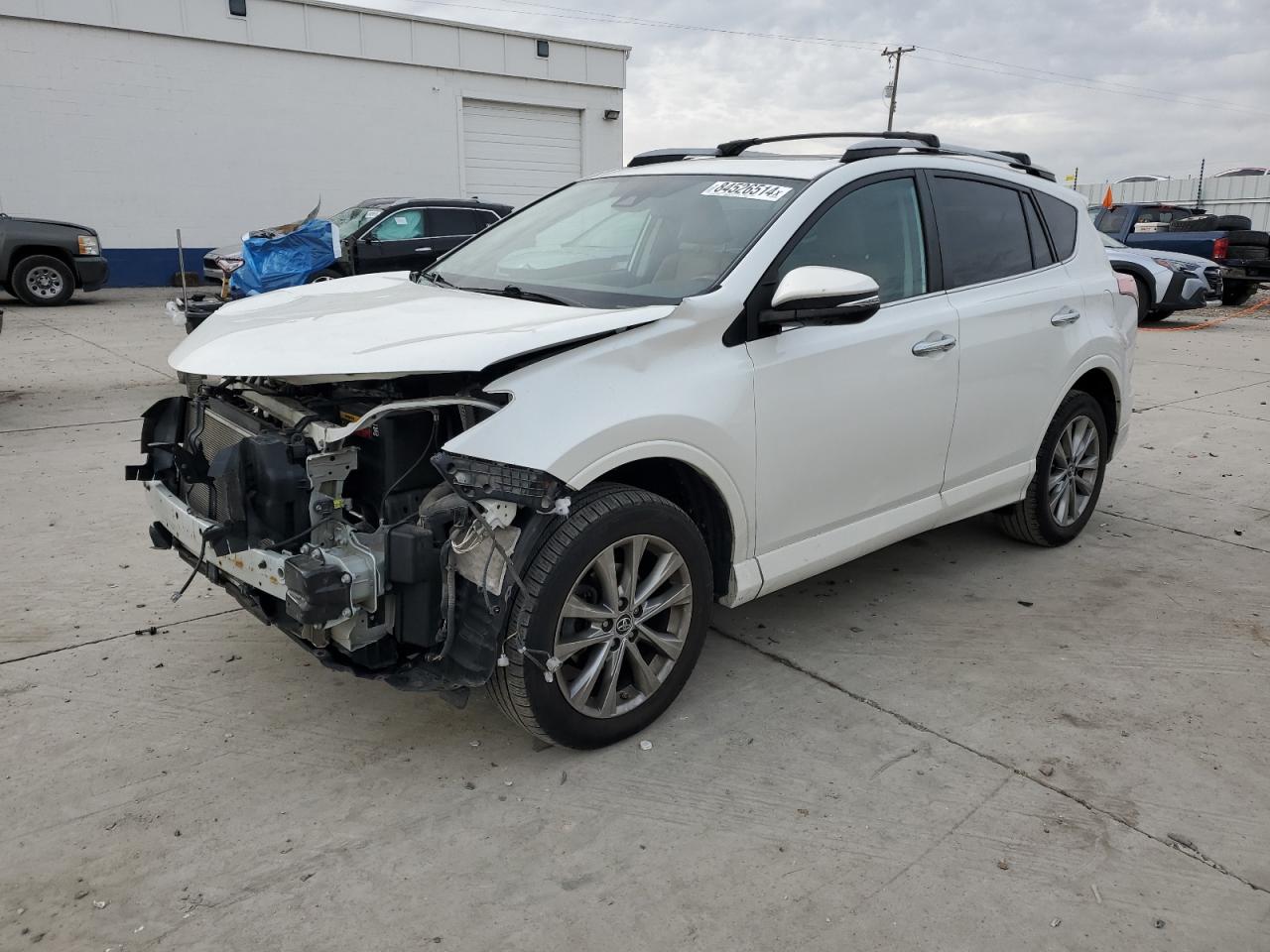 VIN 2T3DFREV1HW560268 2017 TOYOTA RAV4 no.1