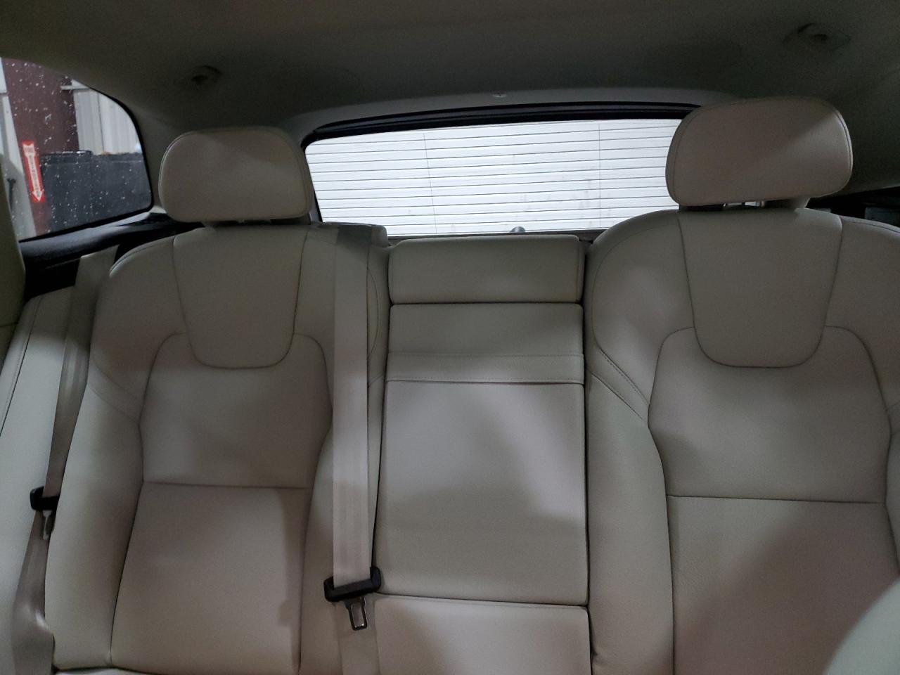 2019 Volvo XC60 - Image 10