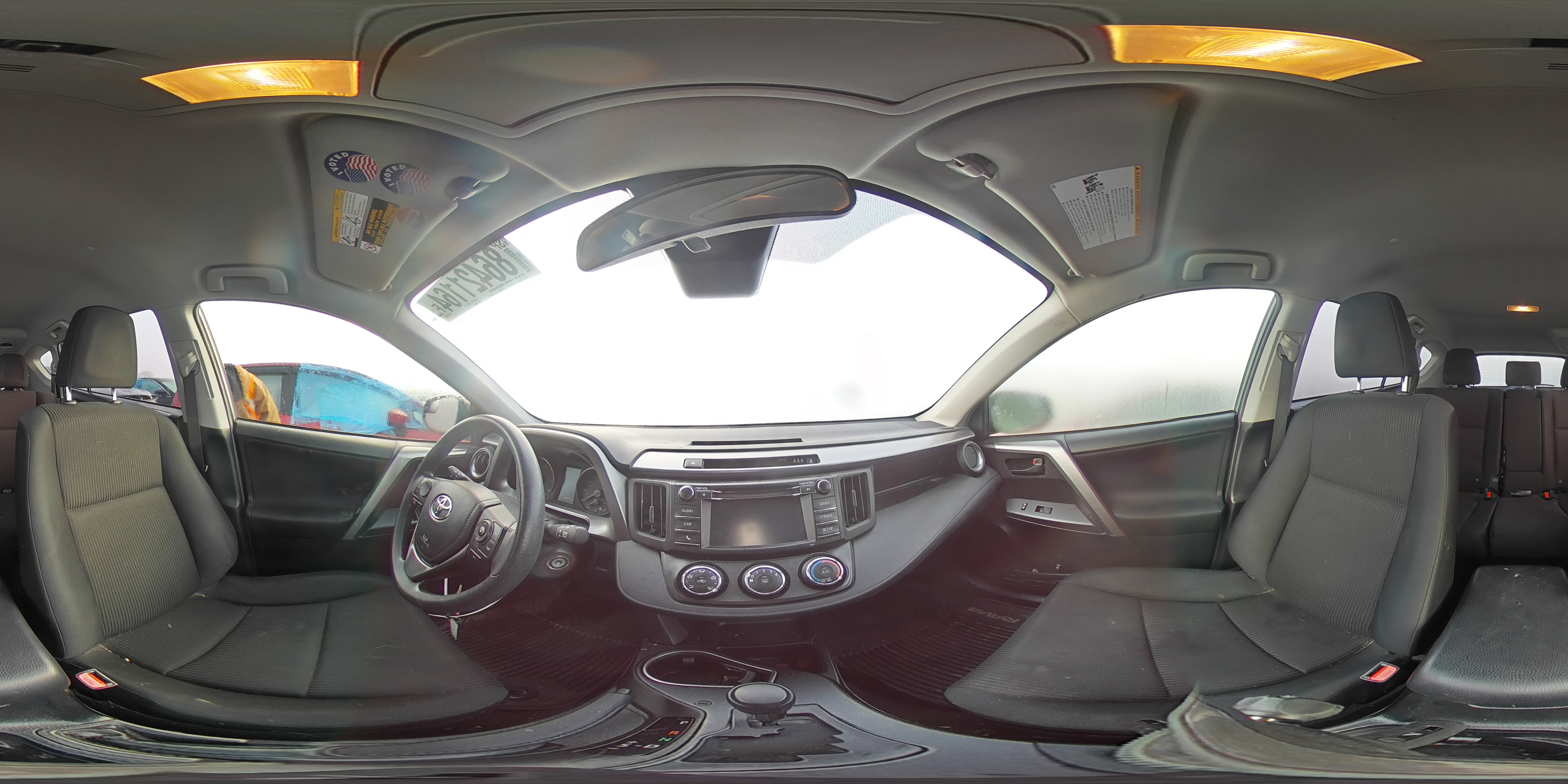2017 Toyota RAV 4 - Image 13
