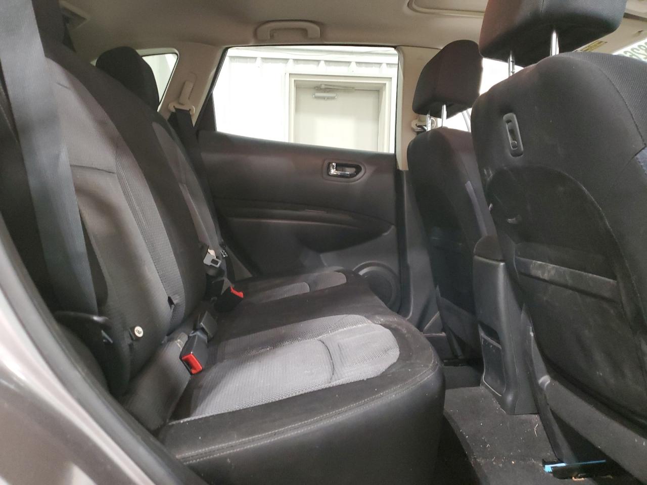 2013 Nissan Rogue - Image 12