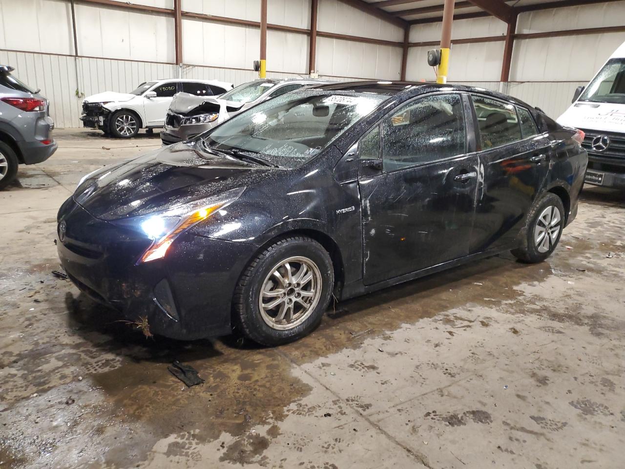 VIN JTDKARFU4G3011239 2016 TOYOTA PRIUS no.1